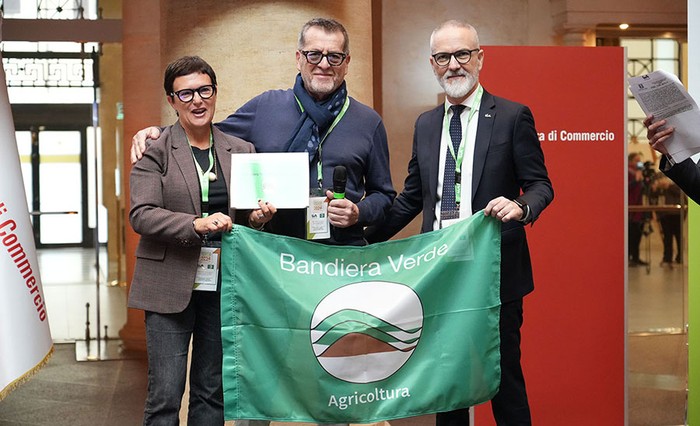 Cia Cuneo: la Bandiera Verde Gold all'Agri-relais "Coltivare" dell'azienda agricola La Morra