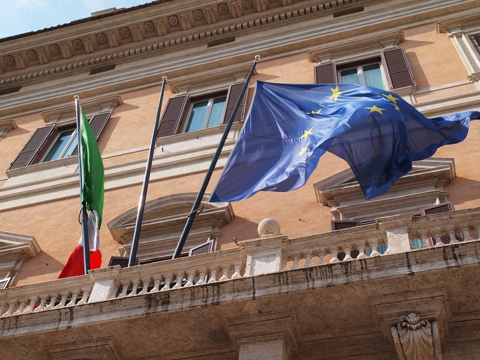 Crisi: Agrinsieme, le nostre imprese chiedono stabilità