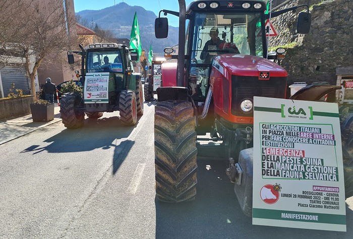 Trattori in strada, dalla Puglia a Matera per l’agricoltura del Sud