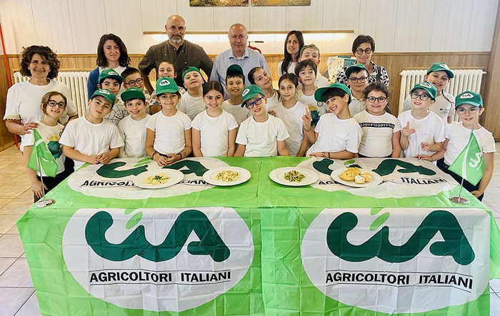 Cia Due Mari: "Scuola in Fattoria" sbarca nelle cucine dell'Istituto Perrone